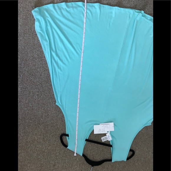 🌷Plus size V-neck tunic🌷 - Picture 8 of 8